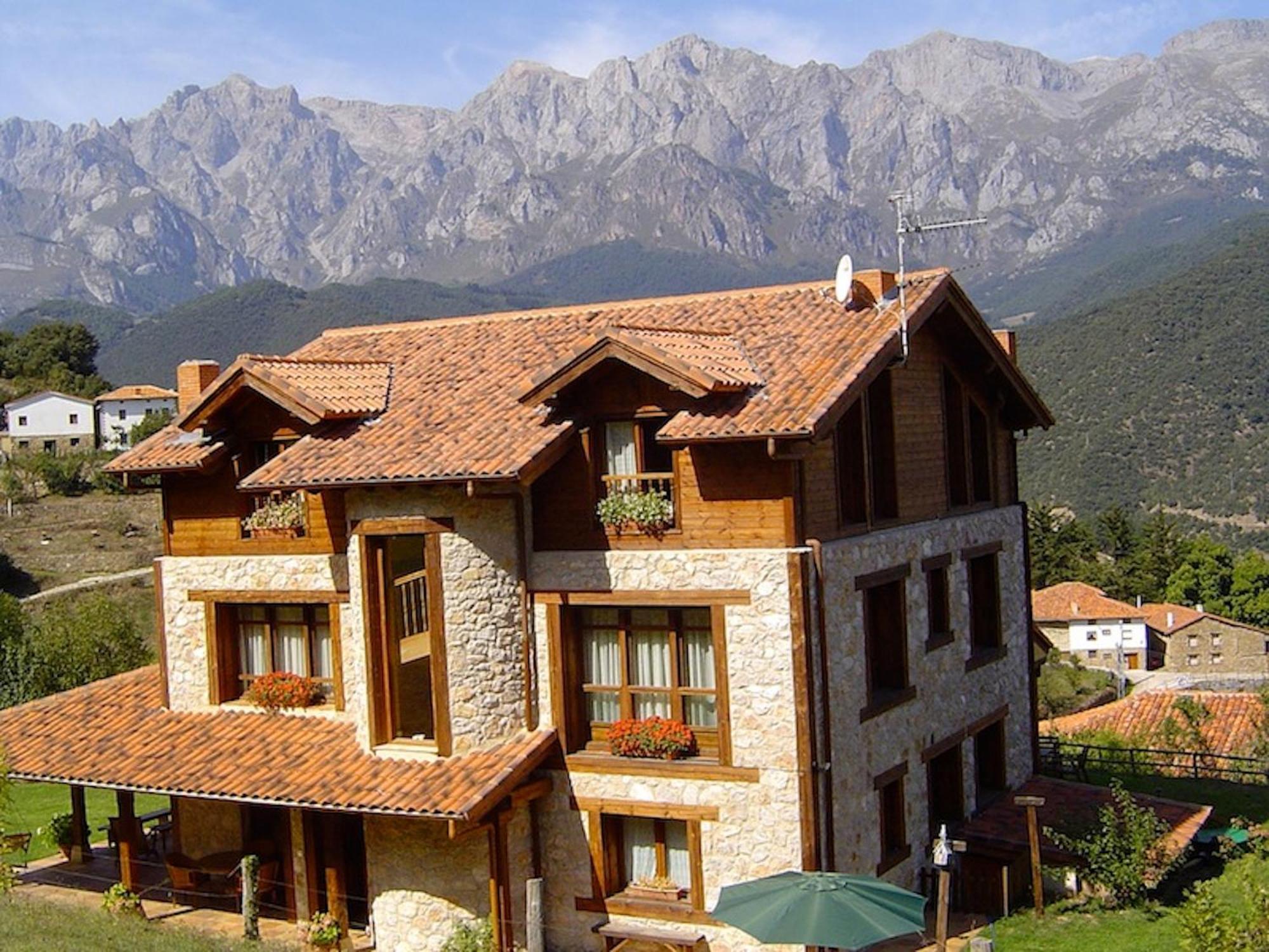 Posada El Bosque Mieses Екстер'єр фото