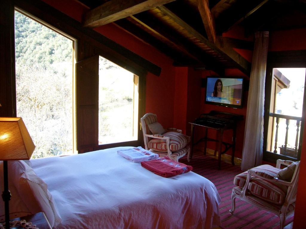 Posada El Bosque Mieses Екстер'єр фото