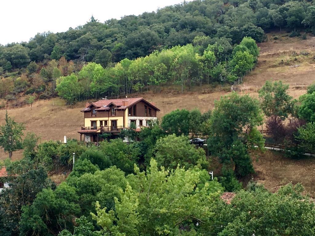 Posada El Bosque Mieses Екстер'єр фото